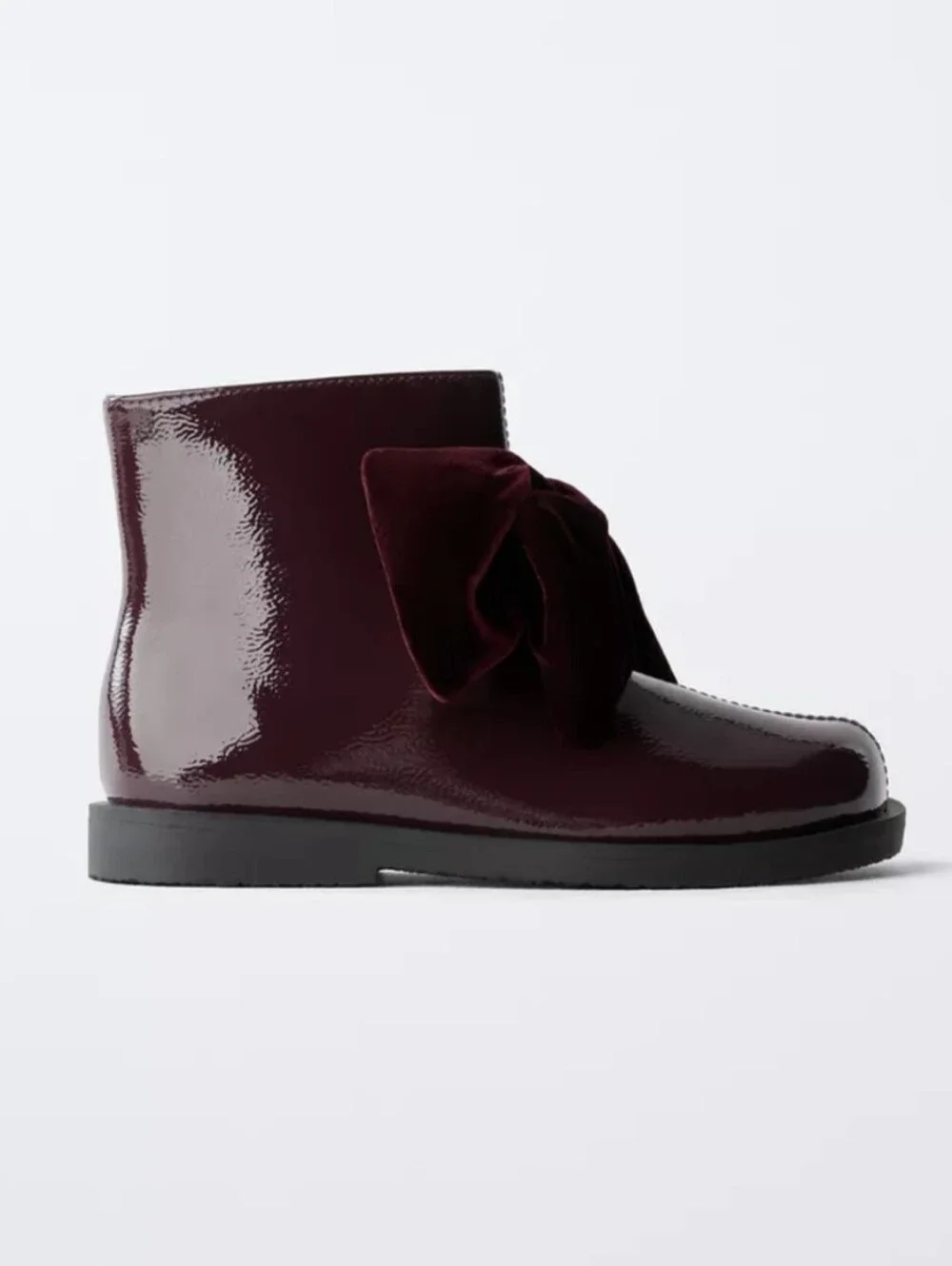 (BNWT) ZARA Patent Finish Bow Ankle Boots